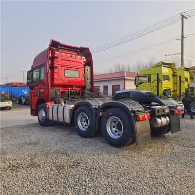 4x2 Tête de tracteur Camion moteur Émission standard carburant diesel Type 6x4 Tracteur remorque pour 10 pneus Vente