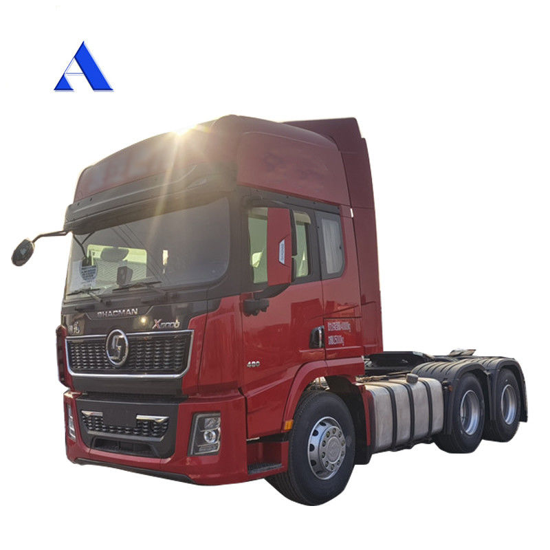 4x2 Tête de tracteur Camion moteur Émission standard carburant diesel Type 6x4 Tracteur remorque pour 10 pneus Vente